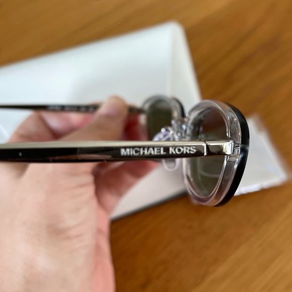 Michael Kors sunglasses - Picture 2 of 7
